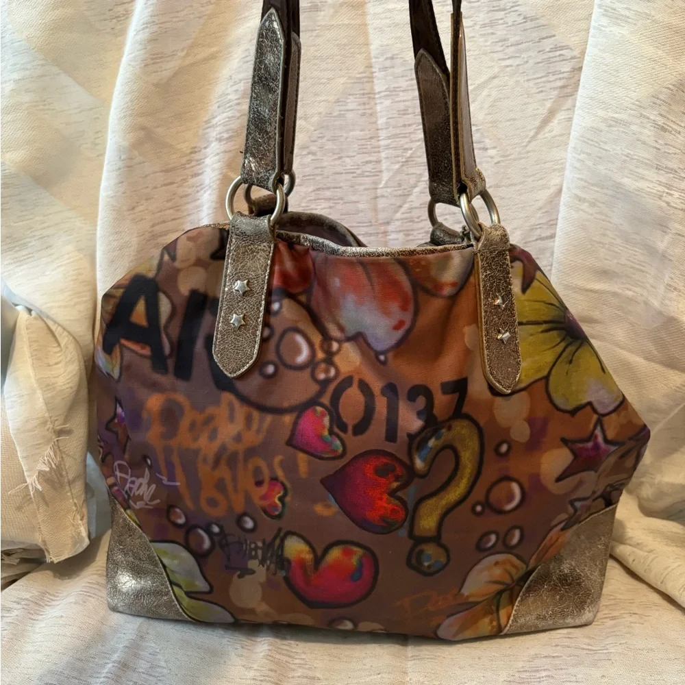 Vintage Lesportsac Graffiti Spray Paint - Picture 2 of 13